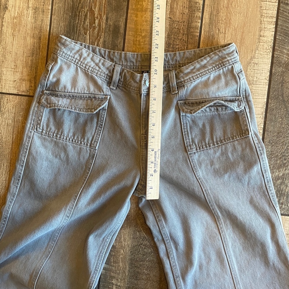 Divided Light Gray wide leg Flare Jeans - Picture 5 of 9